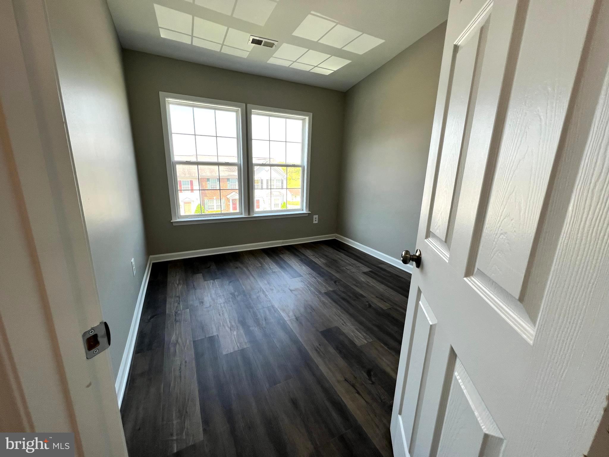 FAIRWAYS WEST - Residential Lease