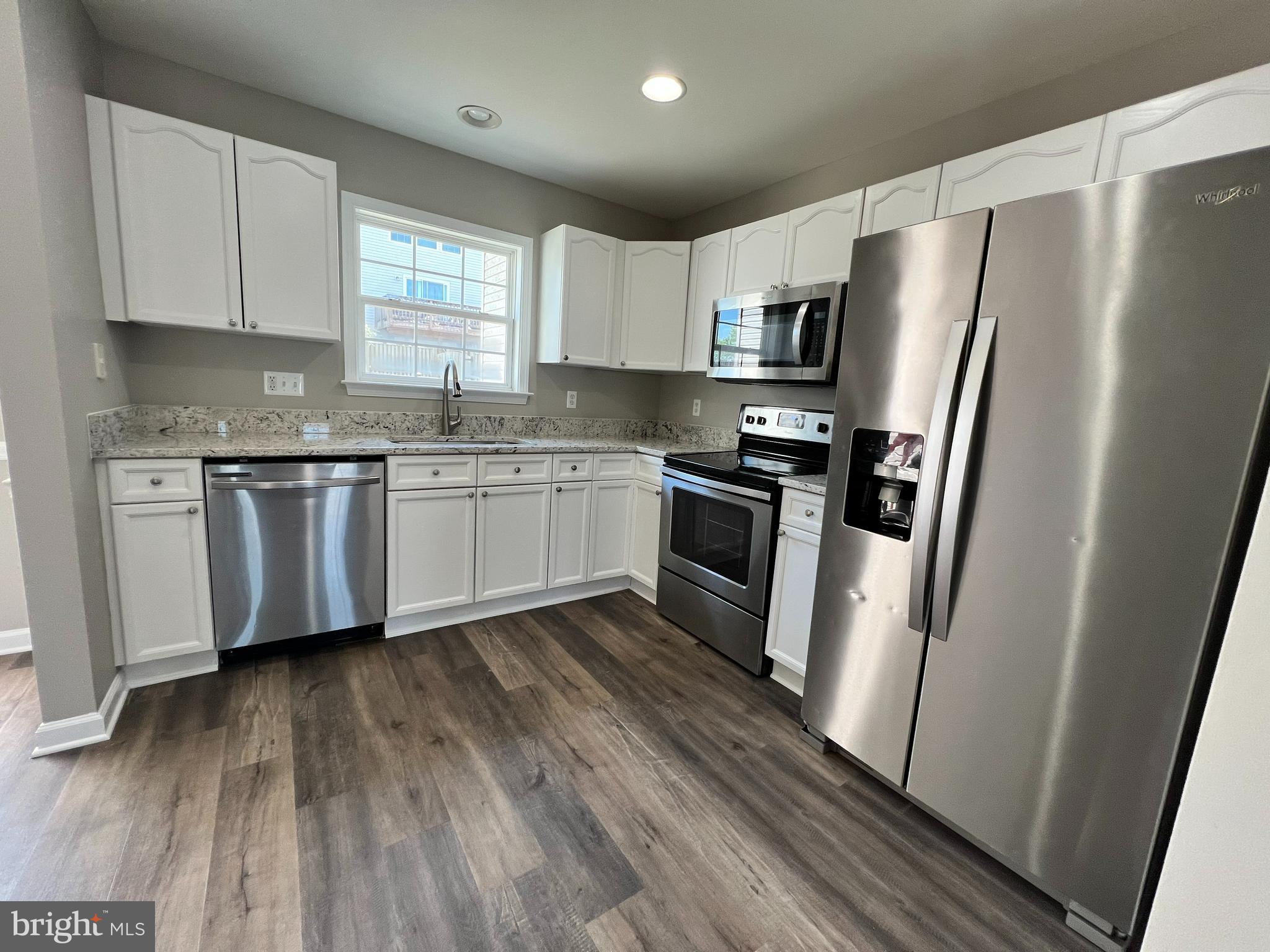 FAIRWAYS WEST - Residential Lease