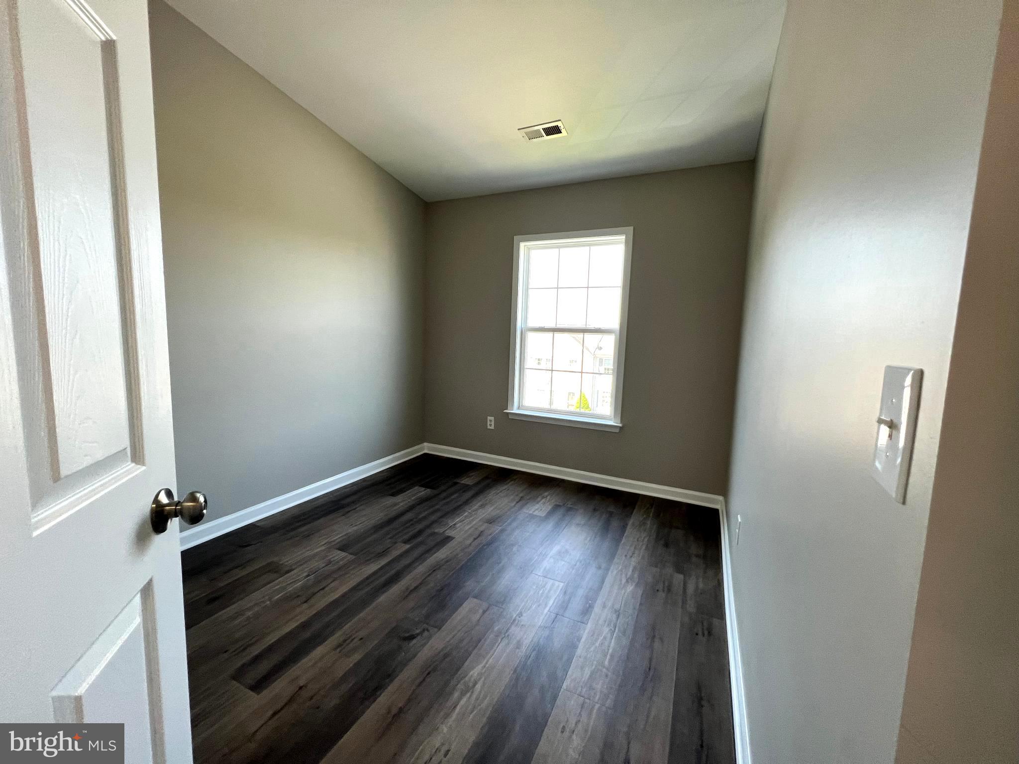 FAIRWAYS WEST - Residential Lease