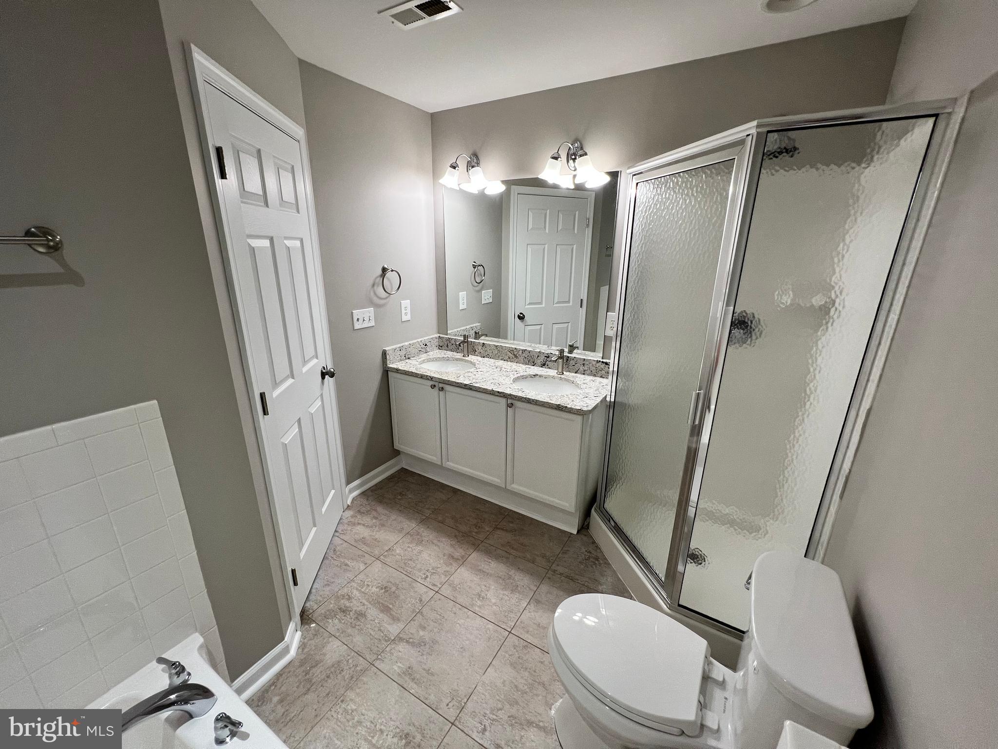 FAIRWAYS WEST - Residential Lease