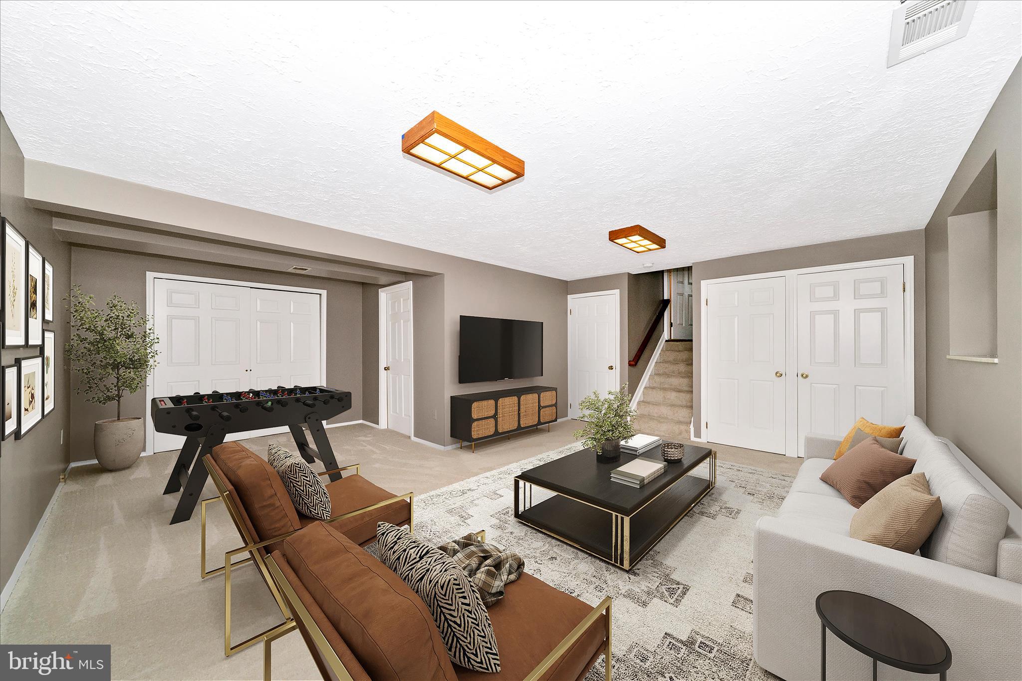 FOUNTAIN ROCK MANOR - Residential