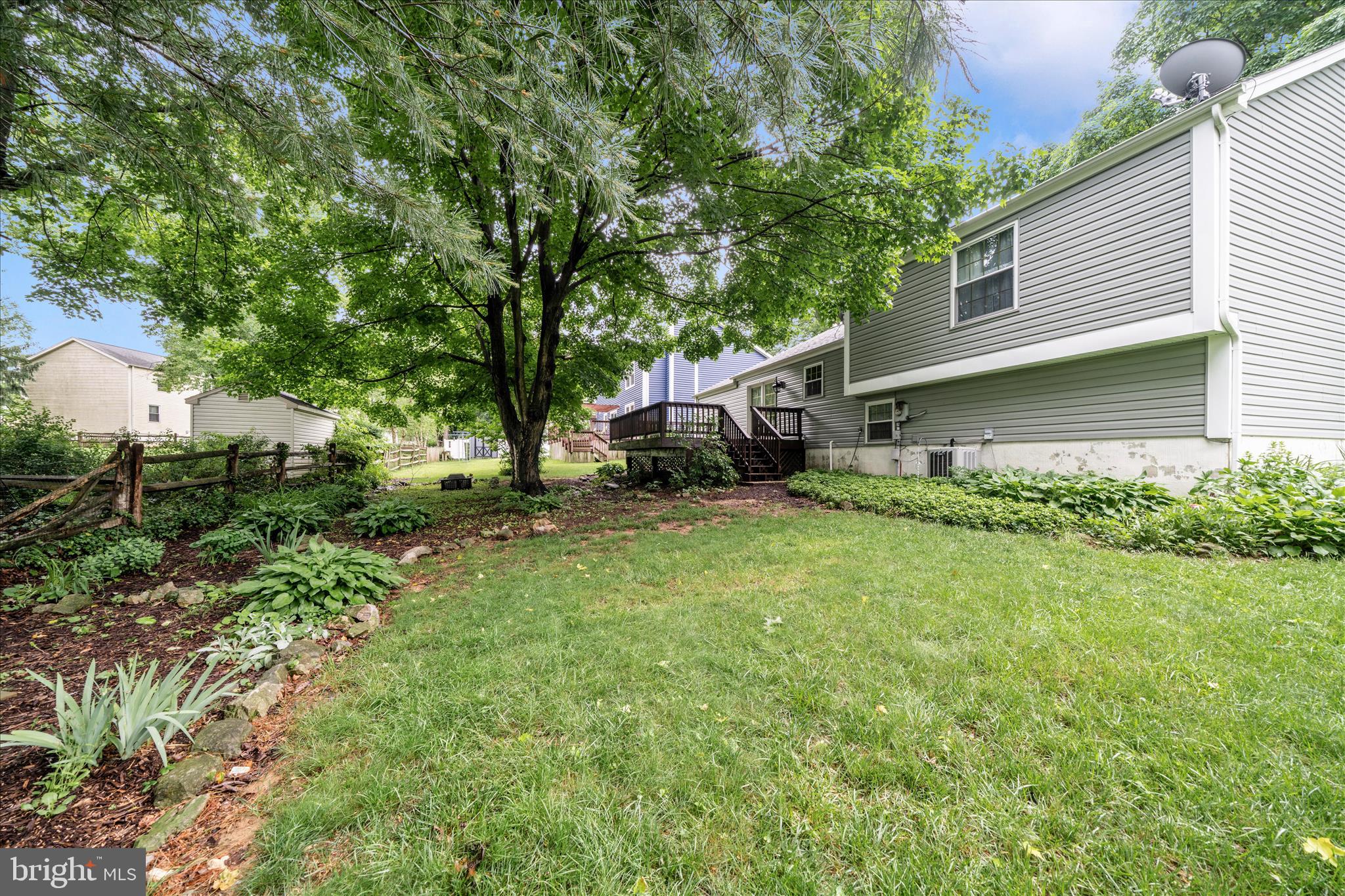 FOUNTAIN ROCK MANOR - Residential