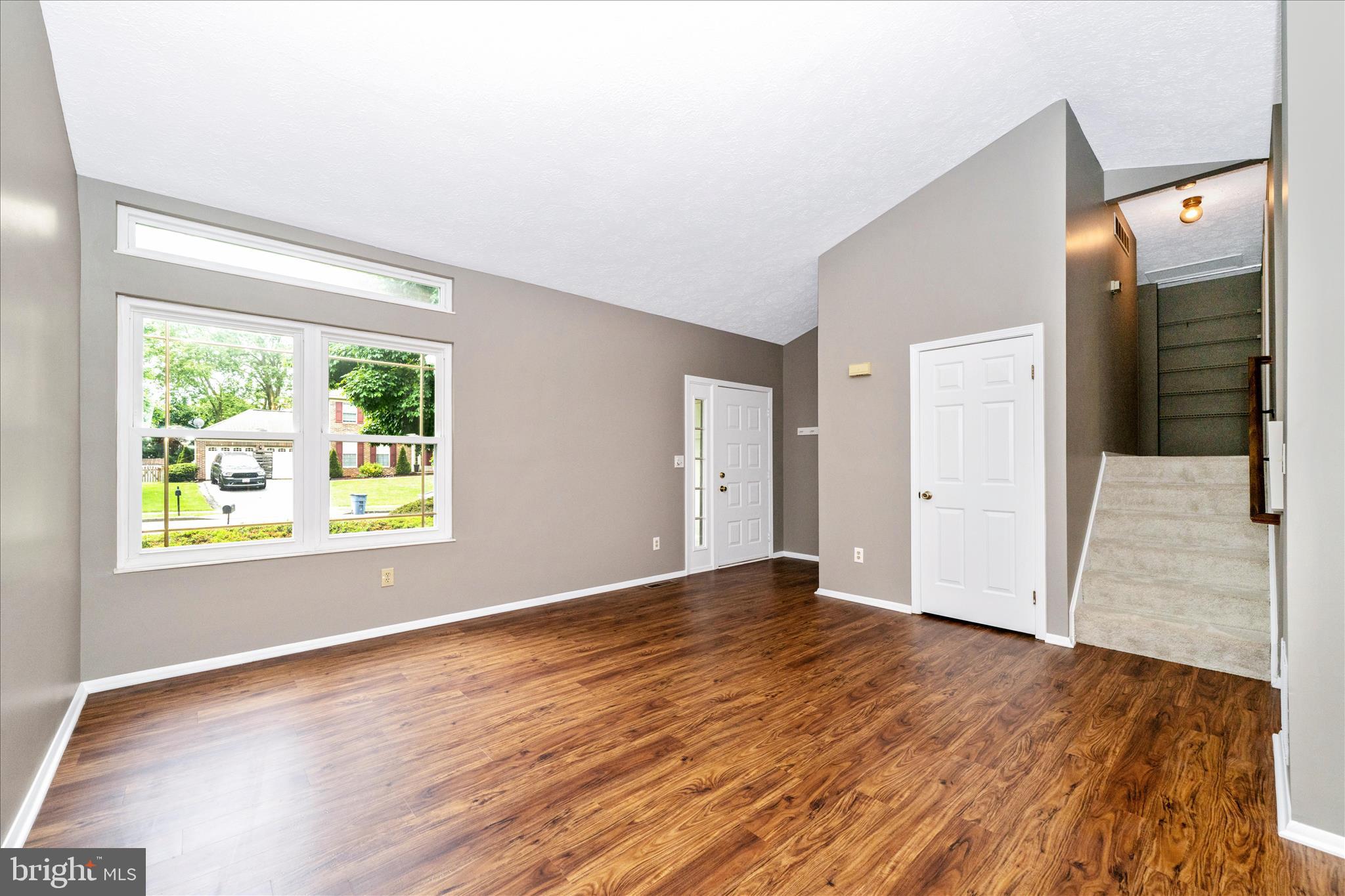 FOUNTAIN ROCK MANOR - Residential
