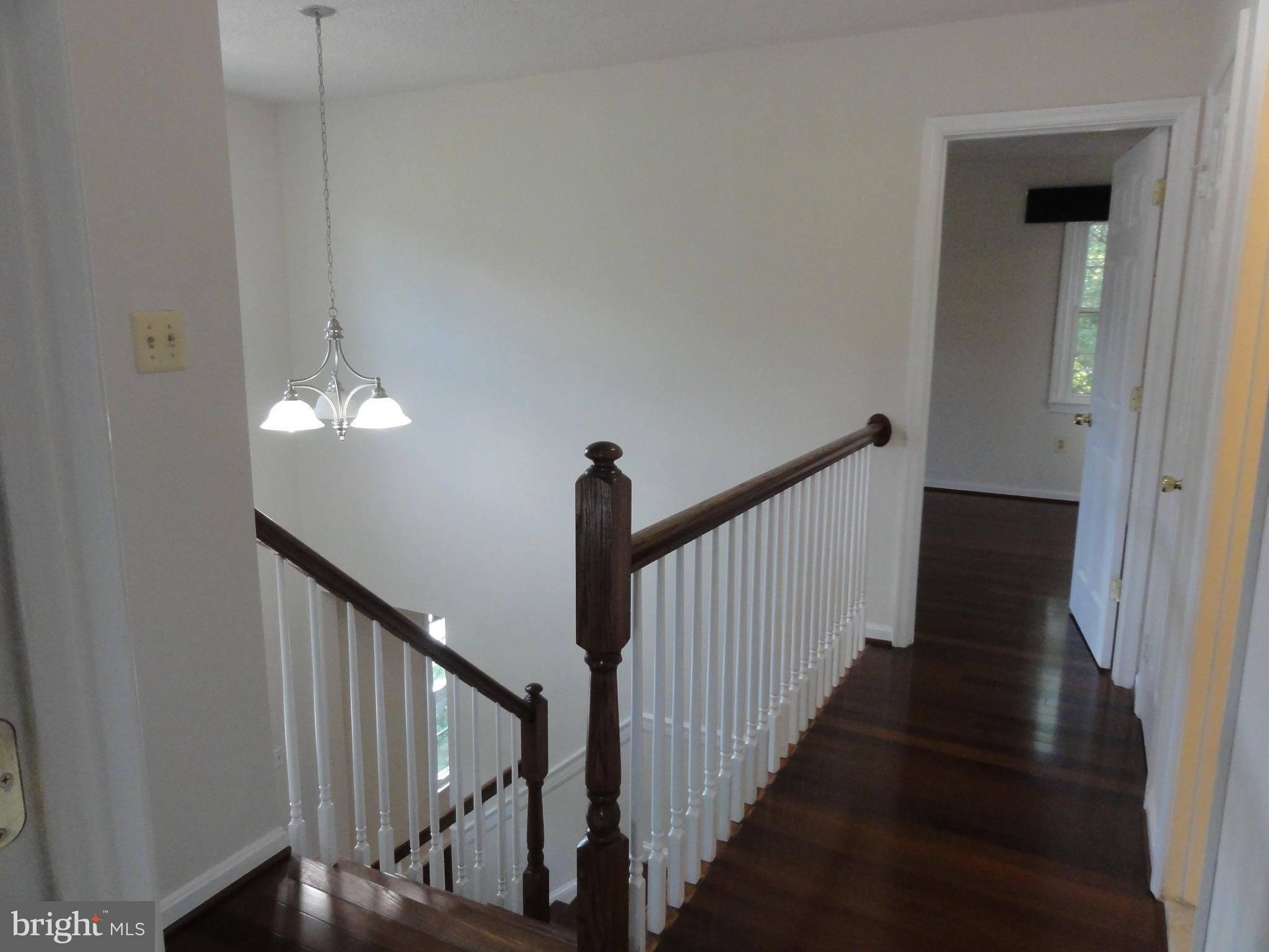 JEFFERSON PARK TOWNHOUSE - Residential Lease