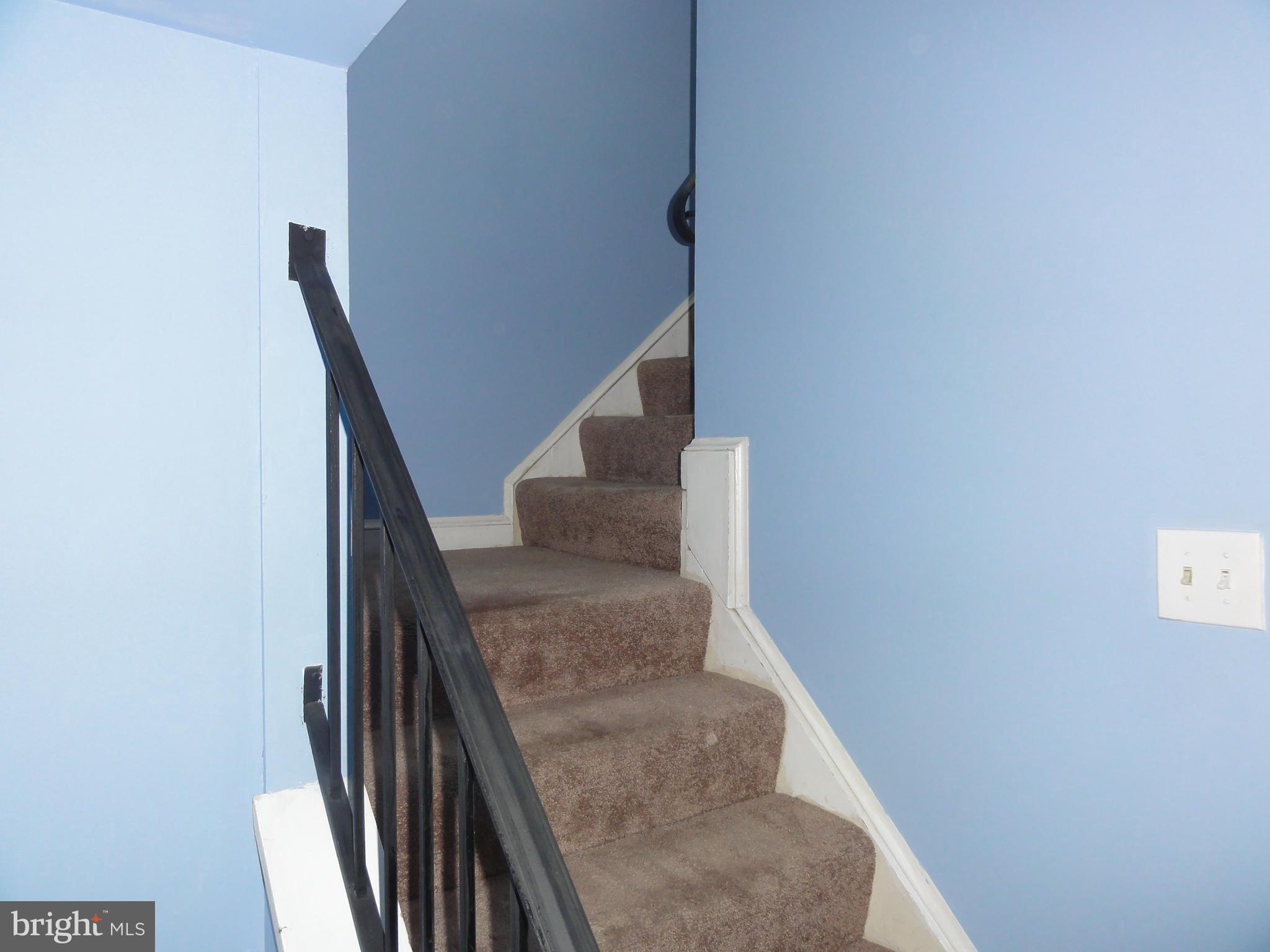 JEFFERSON PARK TOWNHOUSE - Residential Lease