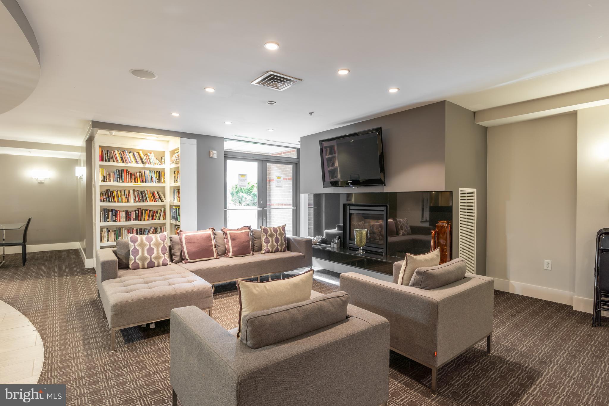 THE HENRY - Residential Lease