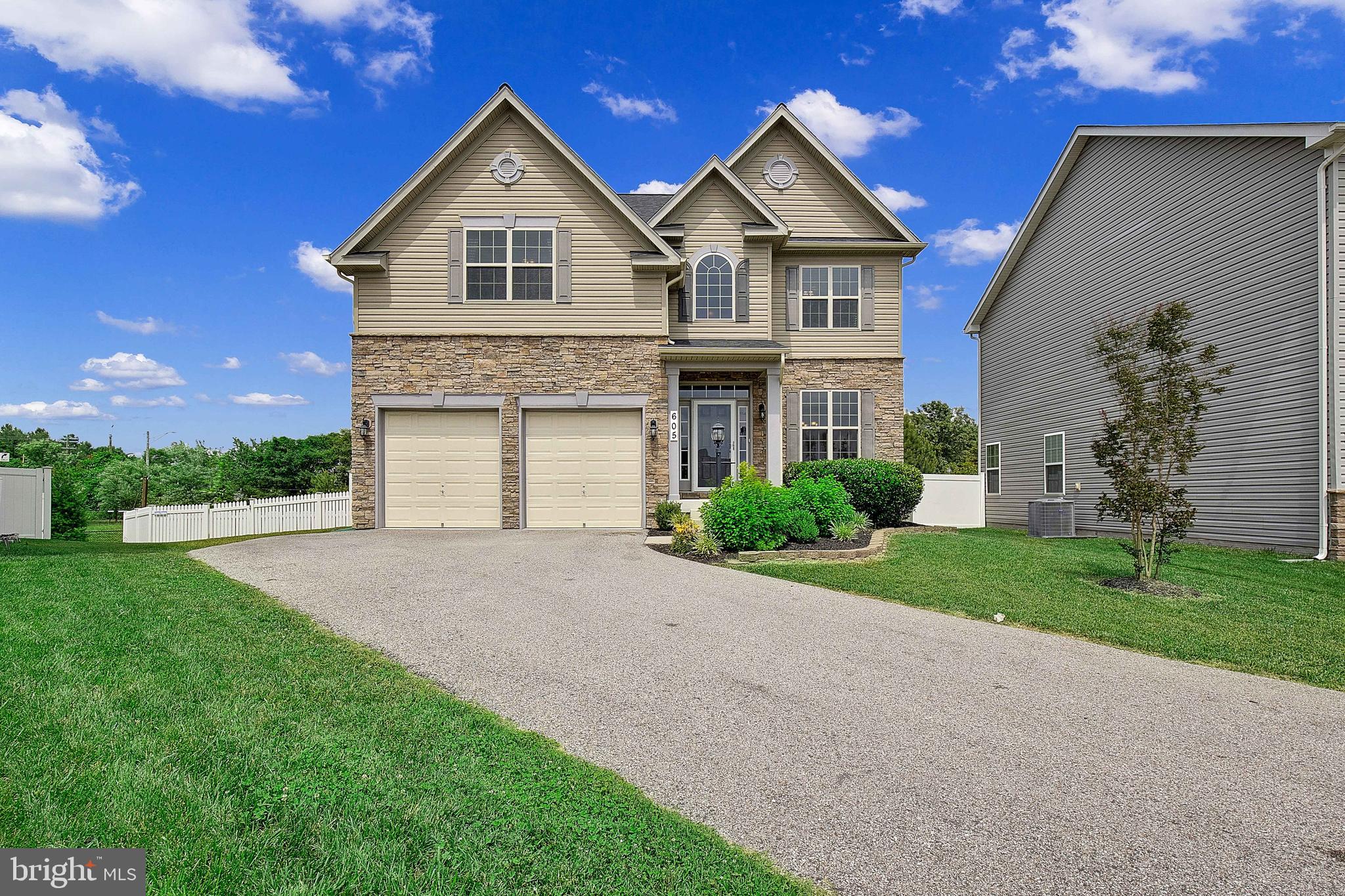 UPTON FARM - Residential