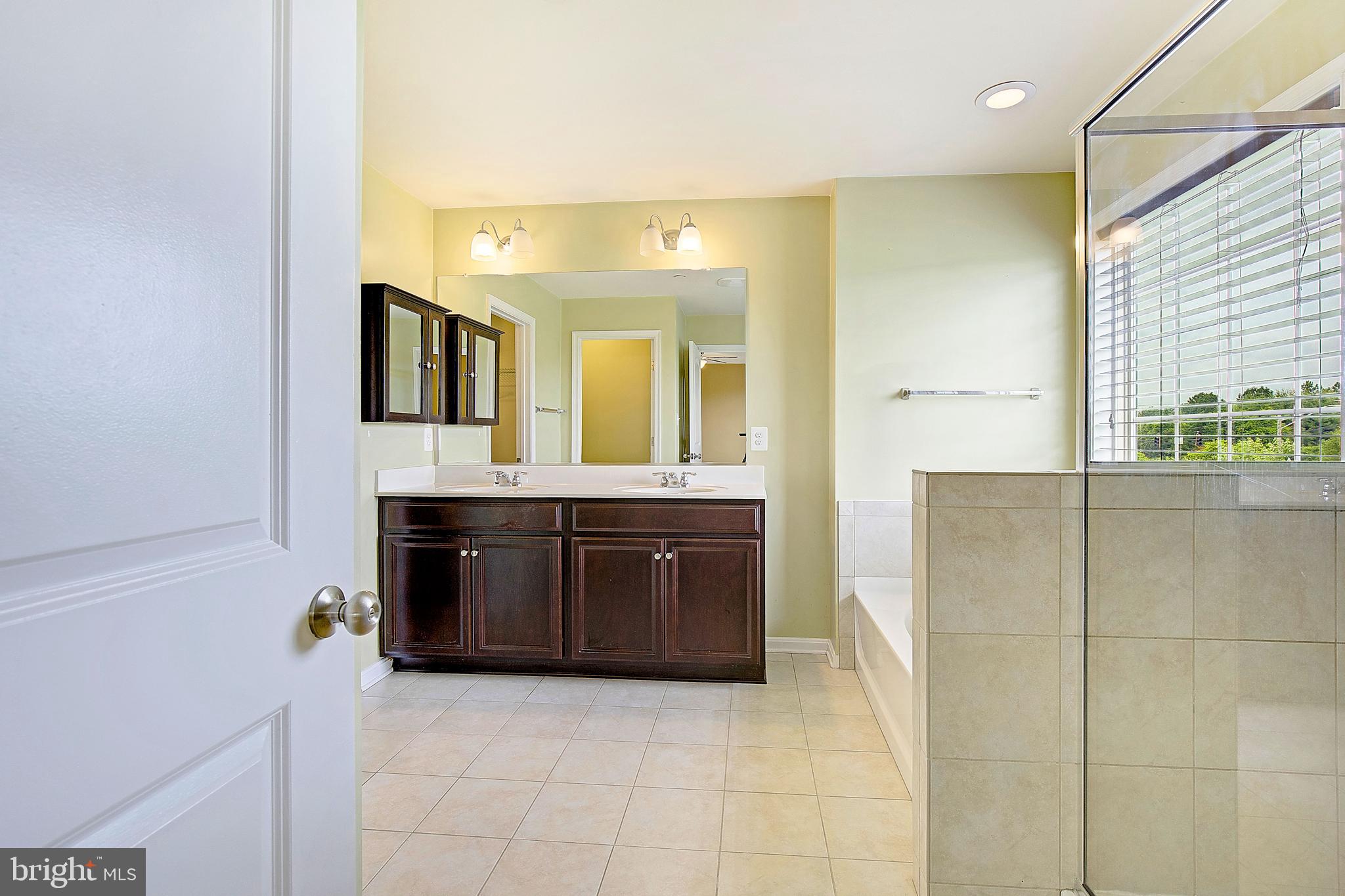 UPTON FARM - Residential