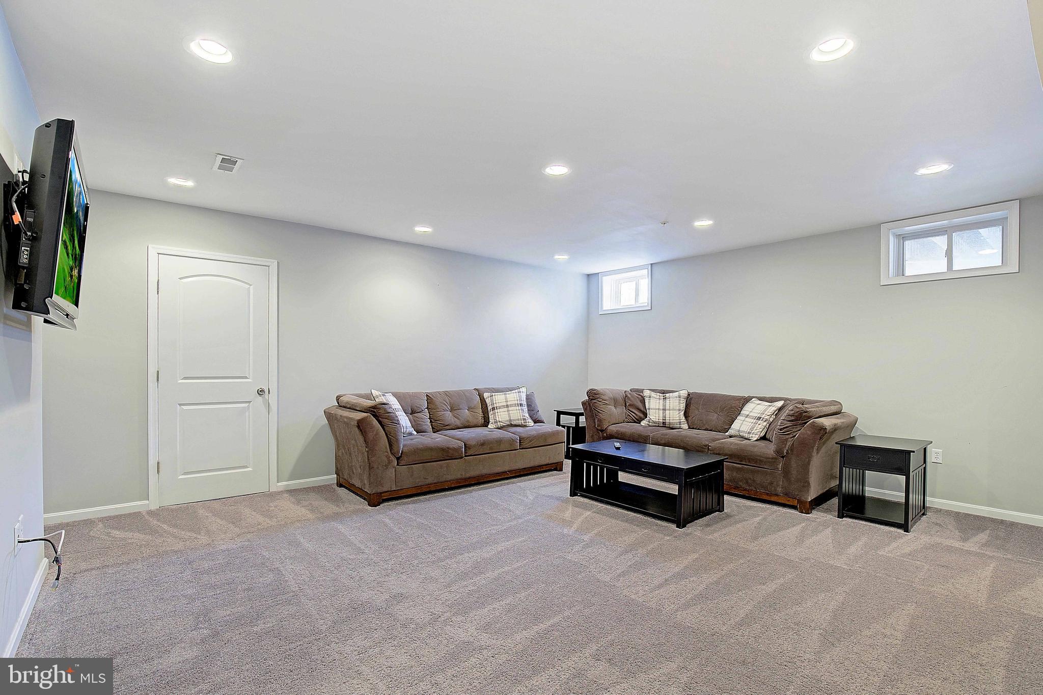 UPTON FARM - Residential