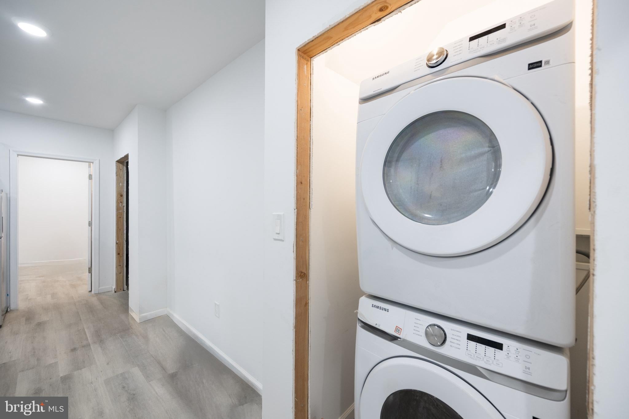 948 BELMONT AVENUE UNIT 1