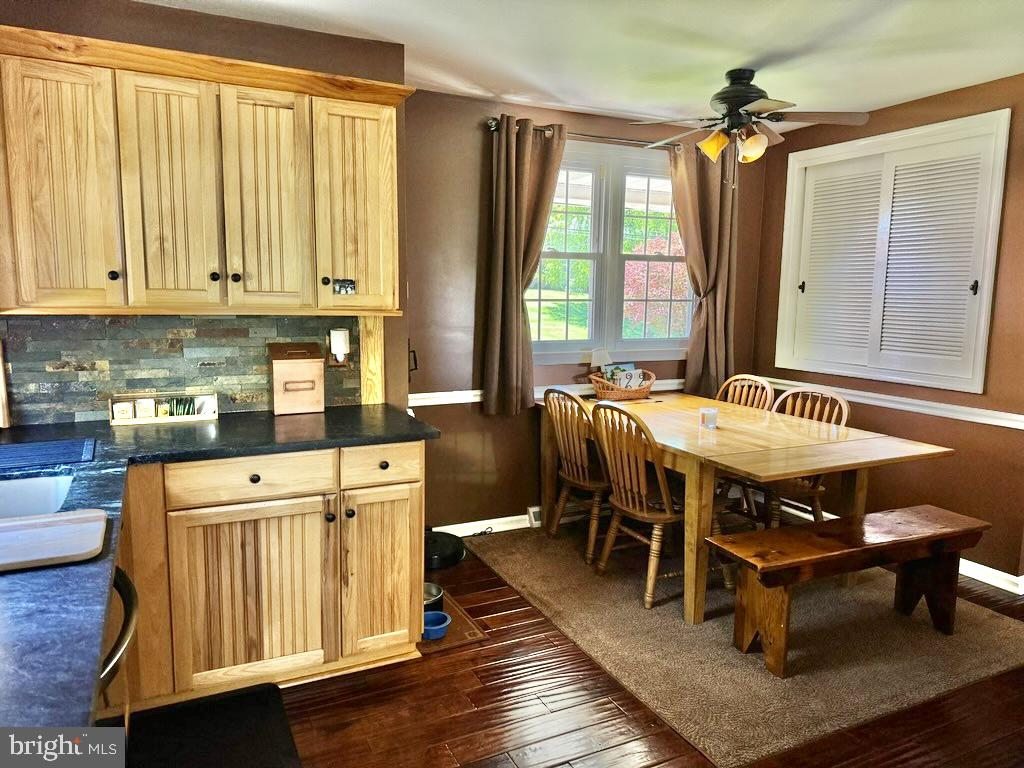 HILLCREST FARMS - Residential