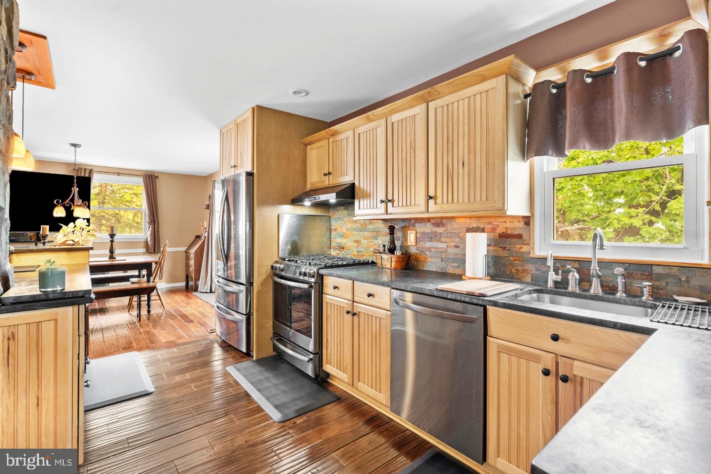 HILLCREST FARMS - Residential
