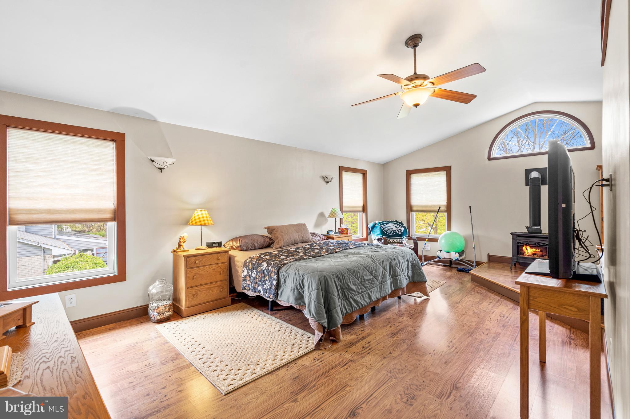 HILLCREST FARMS - Residential