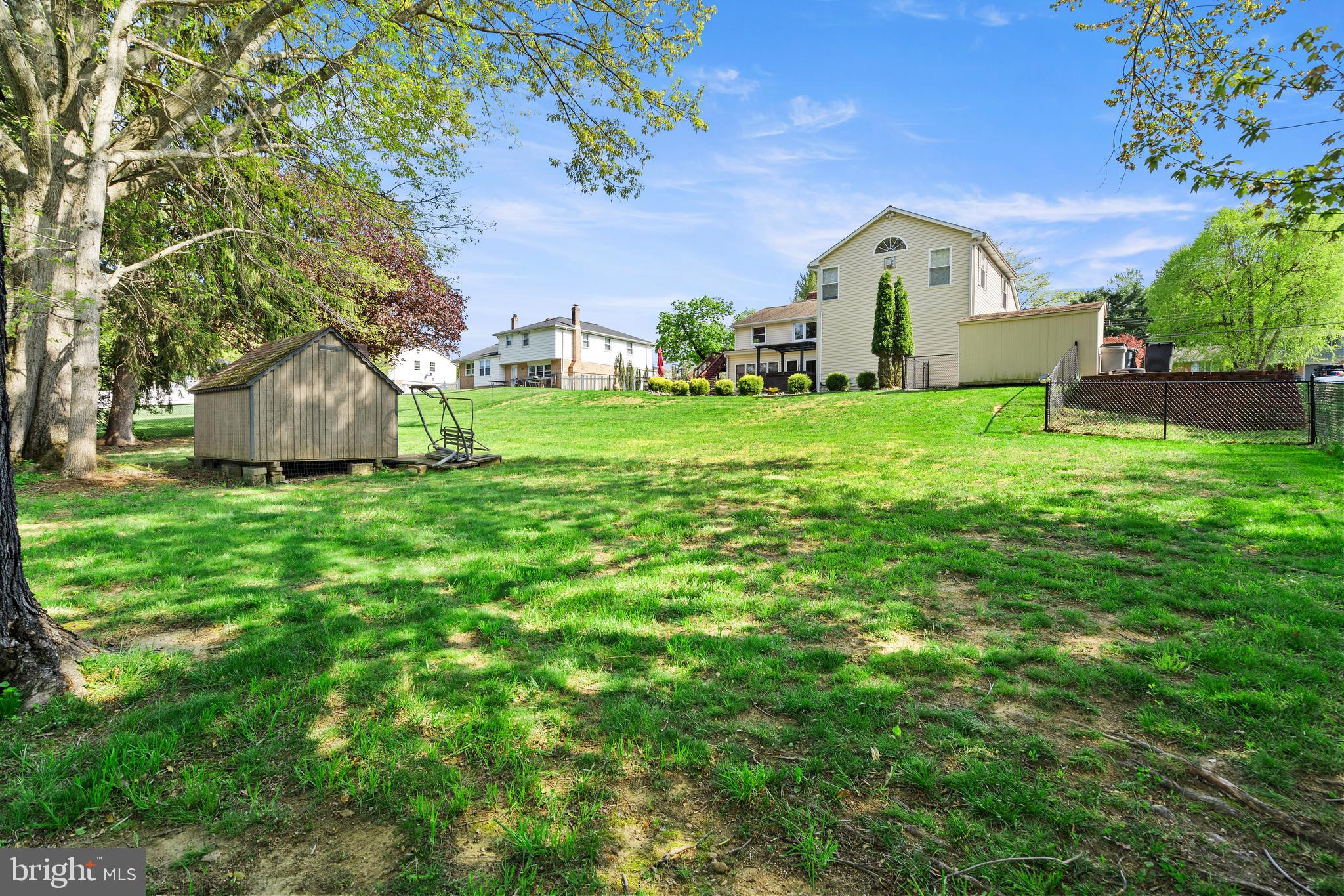 HILLCREST FARMS - Residential