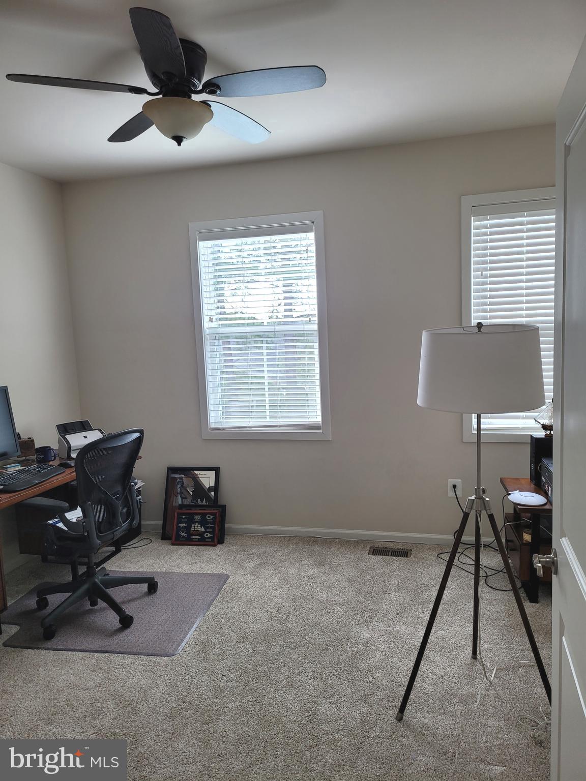 OYSTER BAY CONDOMINIUMS - Residential Lease