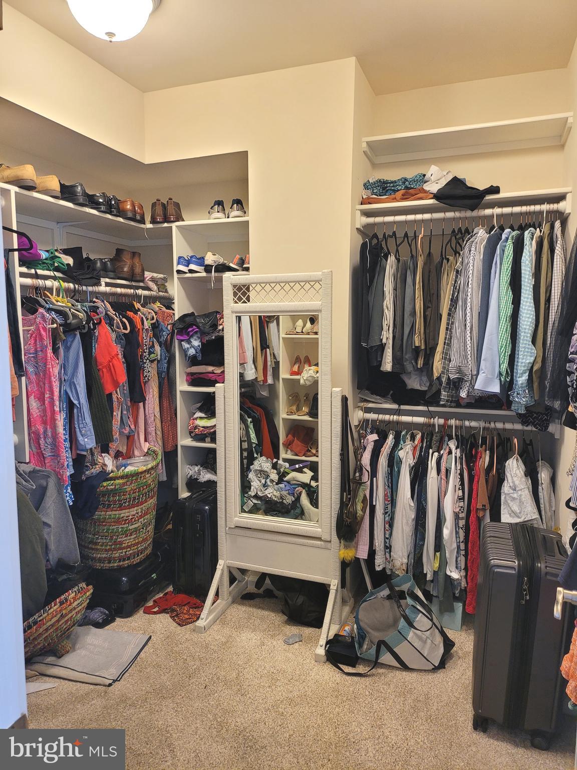 OYSTER BAY CONDOMINIUMS - Residential Lease