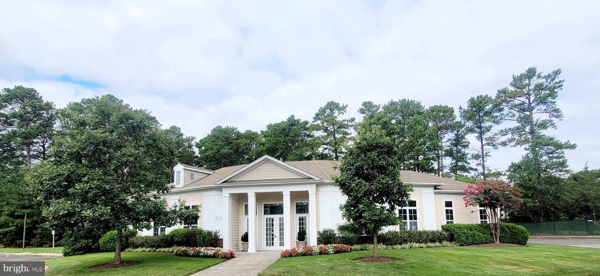 OYSTER BAY CONDOMINIUMS - Residential Lease