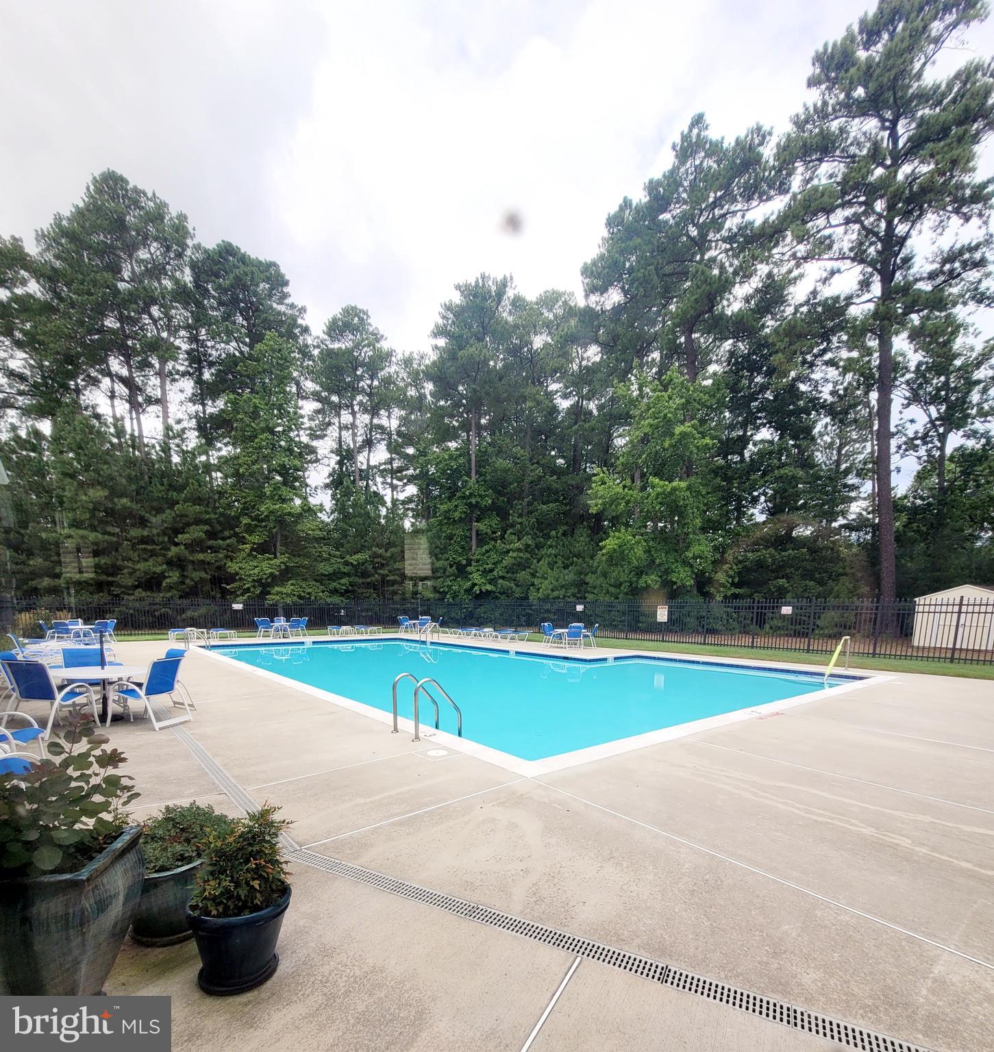 OYSTER BAY CONDOMINIUMS - Residential Lease