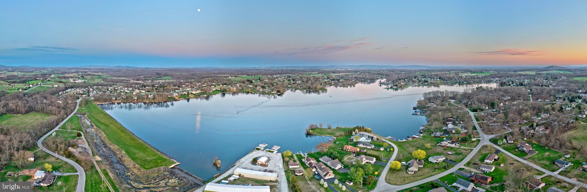 LAKE MEADE - Residential