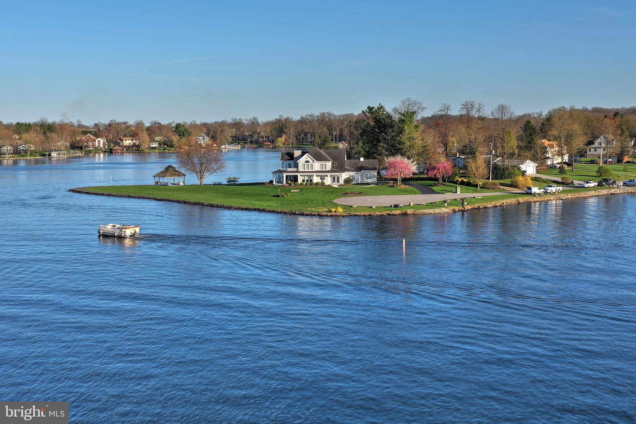LAKE MEADE - Residential