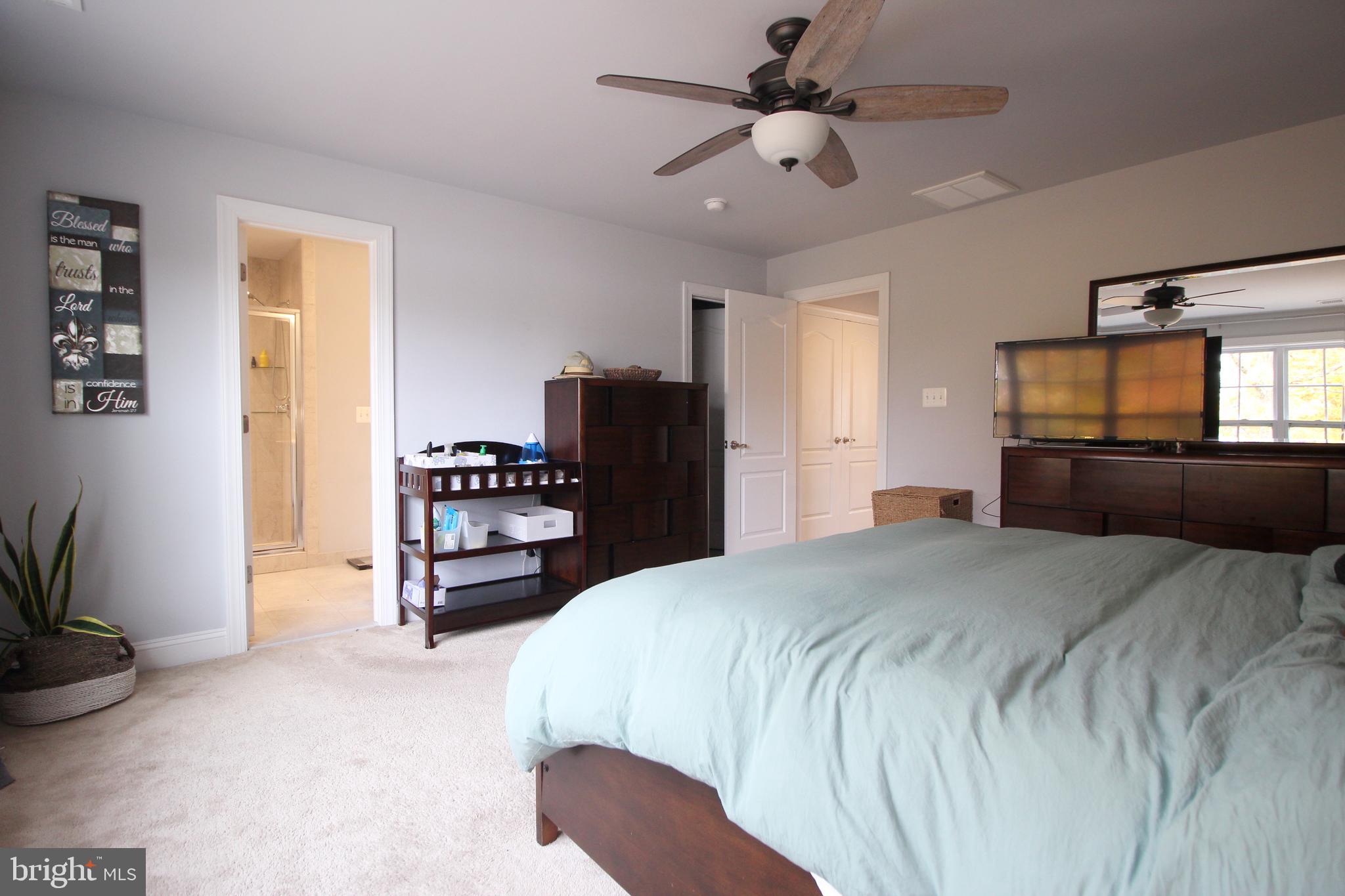 ROYAL RIDGE - Residential Lease