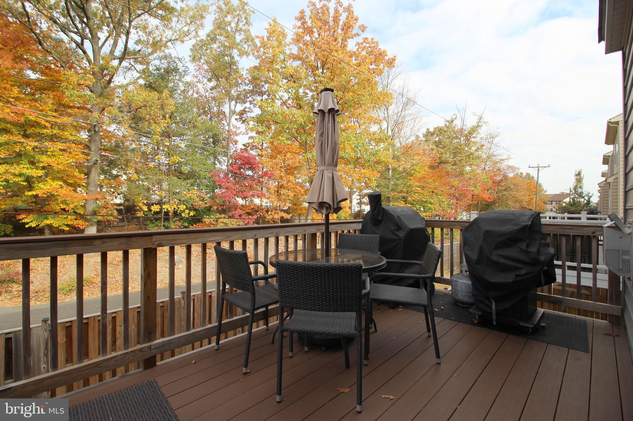 ROYAL RIDGE - Residential Lease