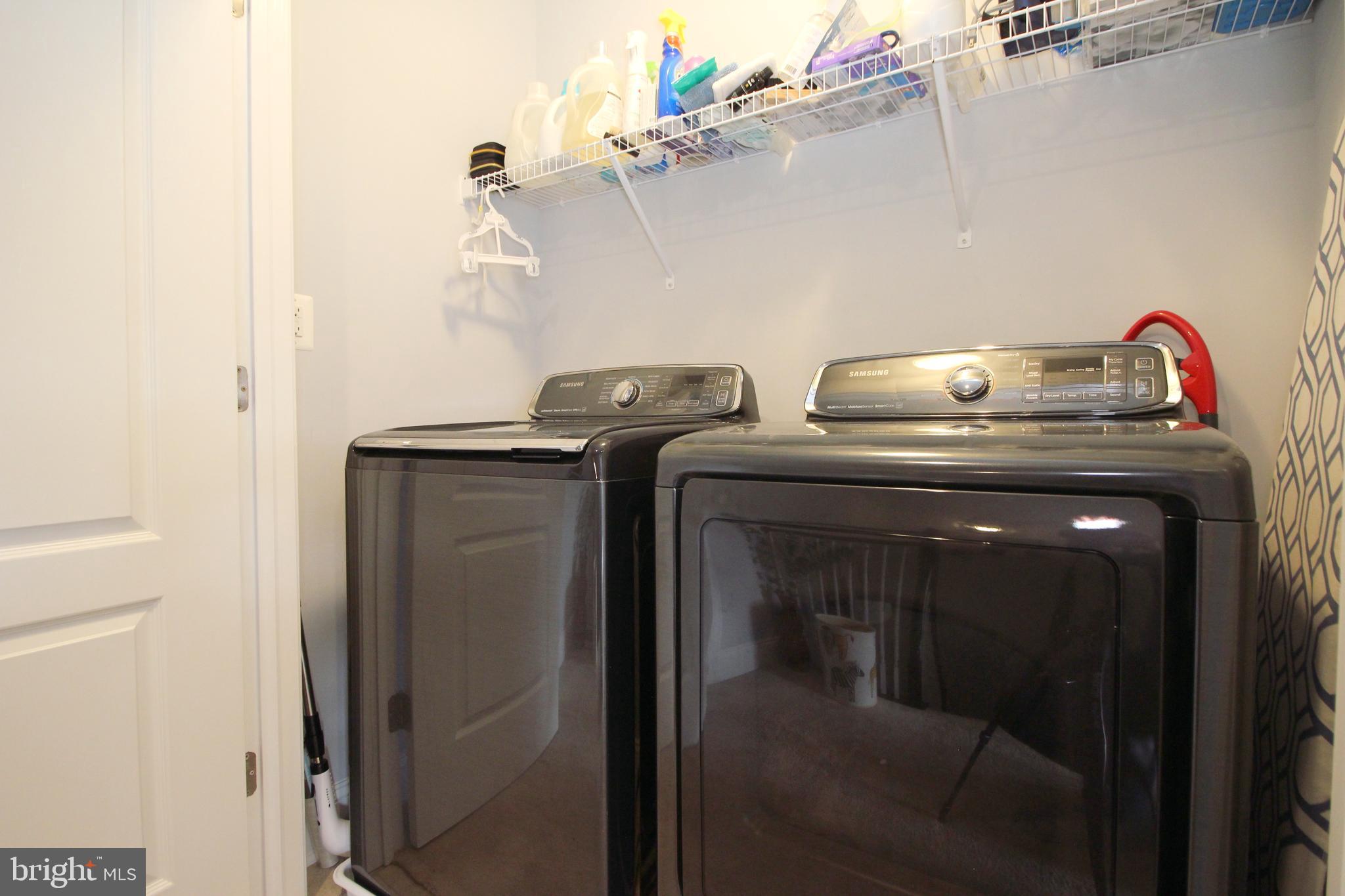 ROYAL RIDGE - Residential Lease