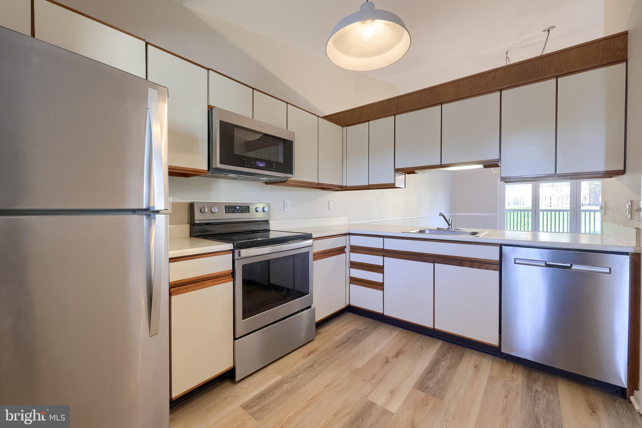 THE OAKS - Residential