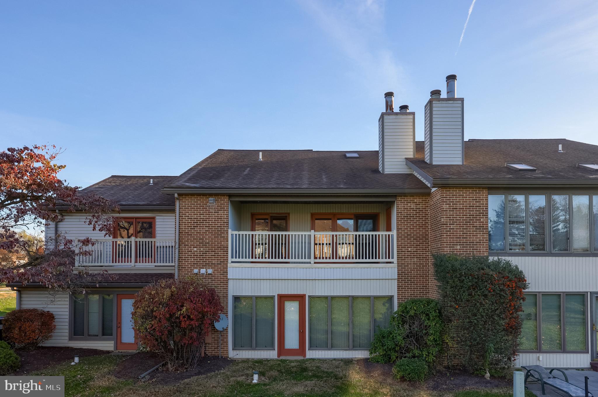 THE OAKS - Residential