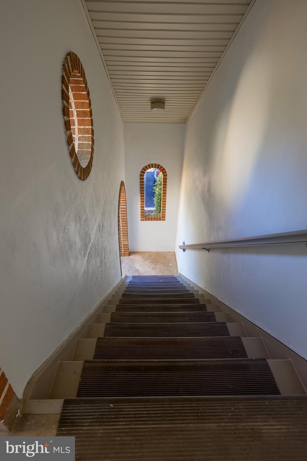 THE OAKS - Residential