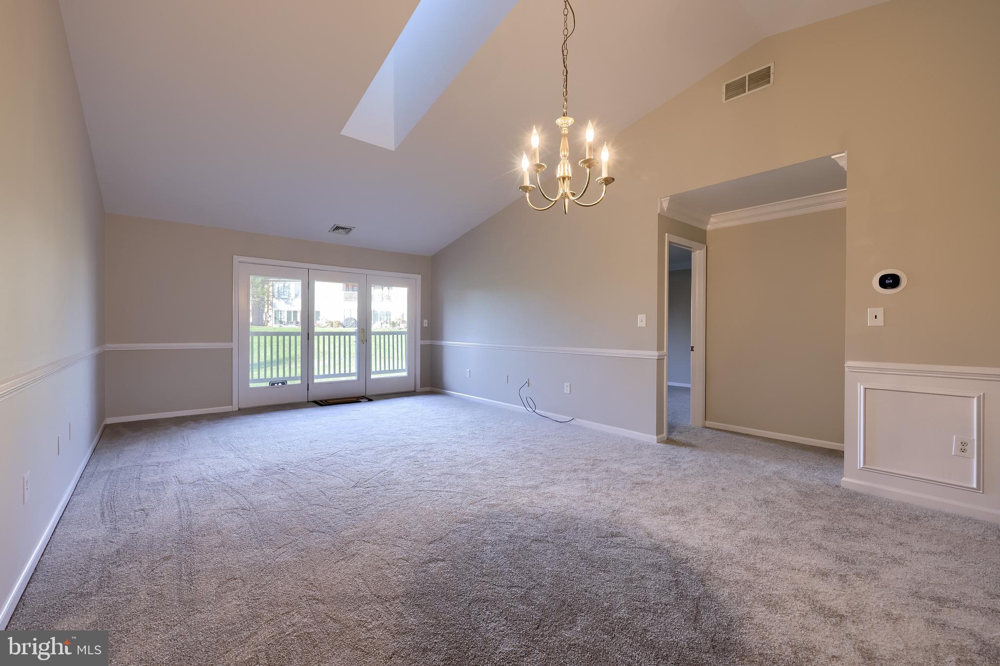 THE OAKS - Residential