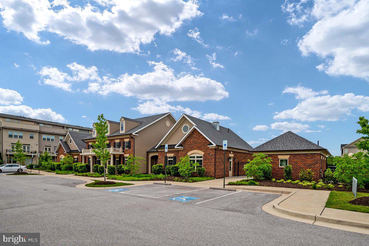 PARKSIDE - Residential