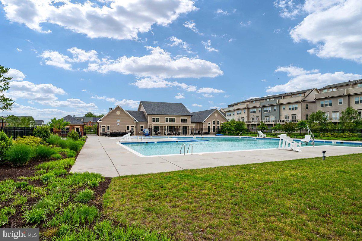 PARKSIDE - Residential