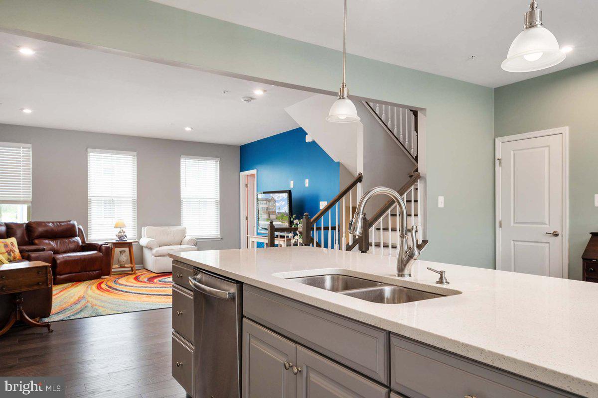 PARKSIDE - Residential