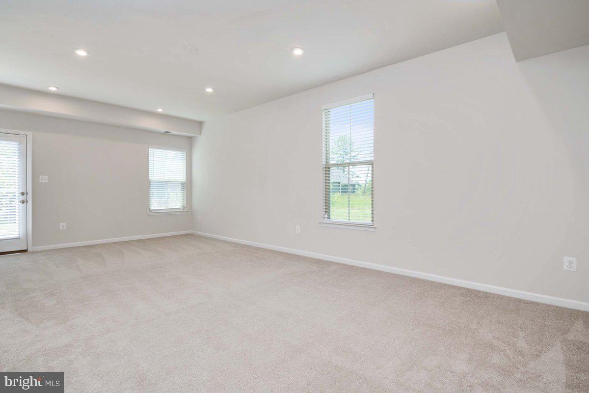 PARKSIDE - Residential