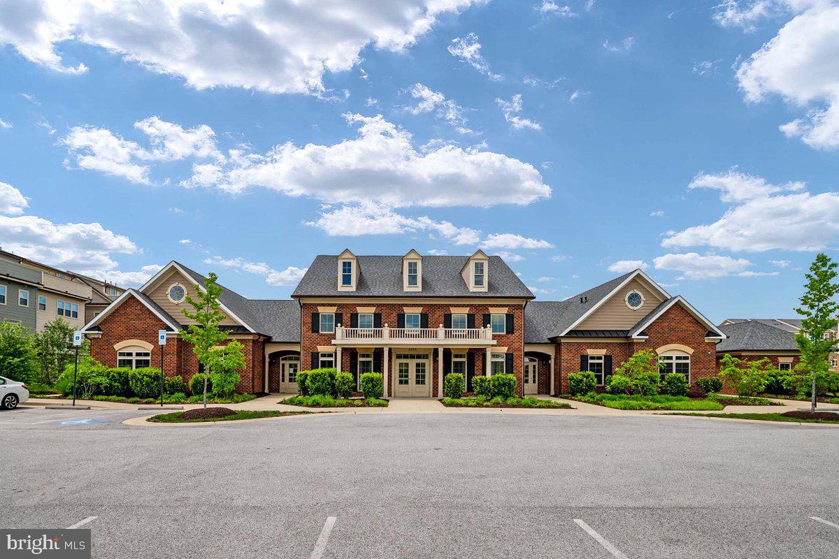 PARKSIDE - Residential