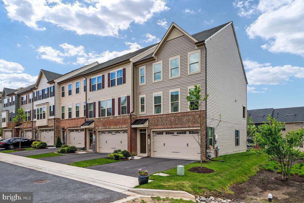 PARKSIDE - Residential