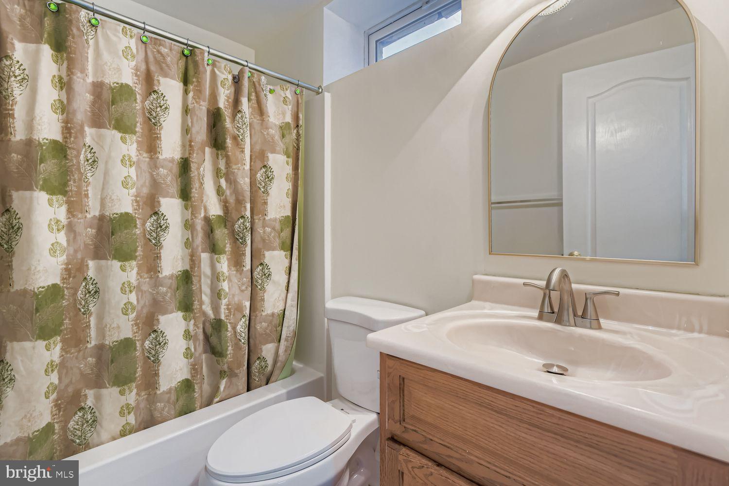 WALTONS RETREAT - Residential