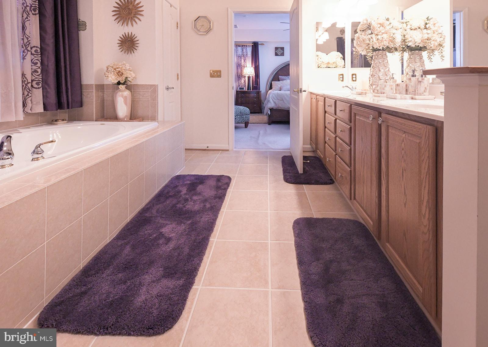 PINEY ORCHARD - Residential