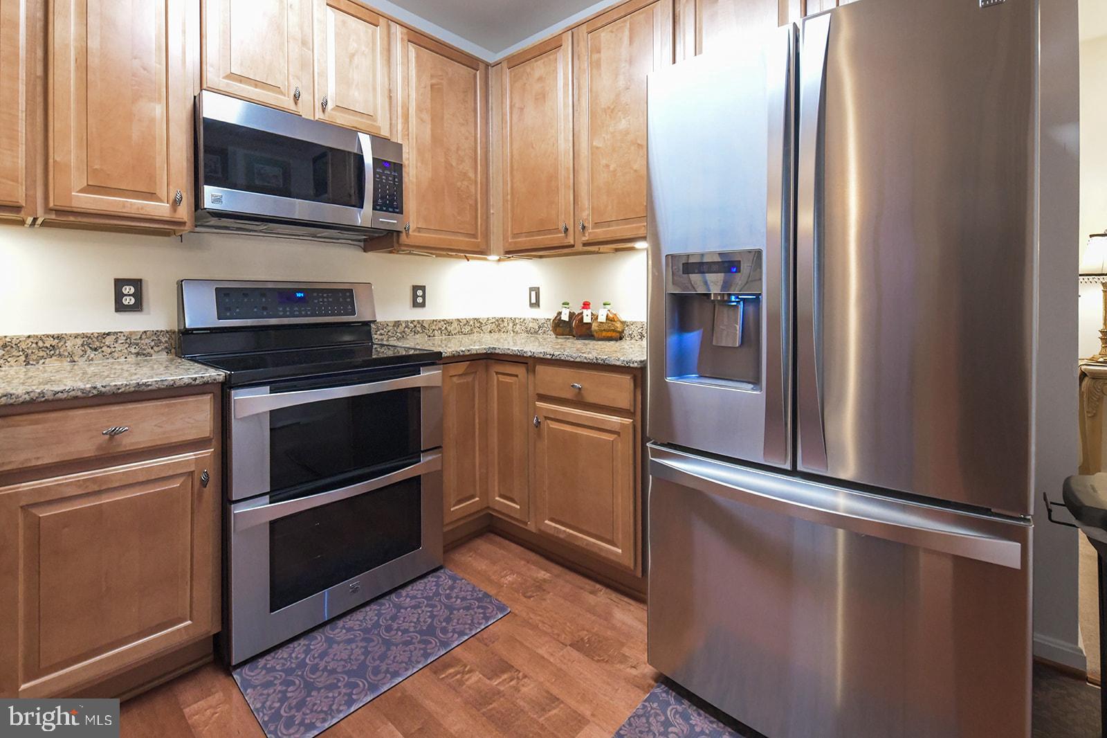 PINEY ORCHARD - Residential