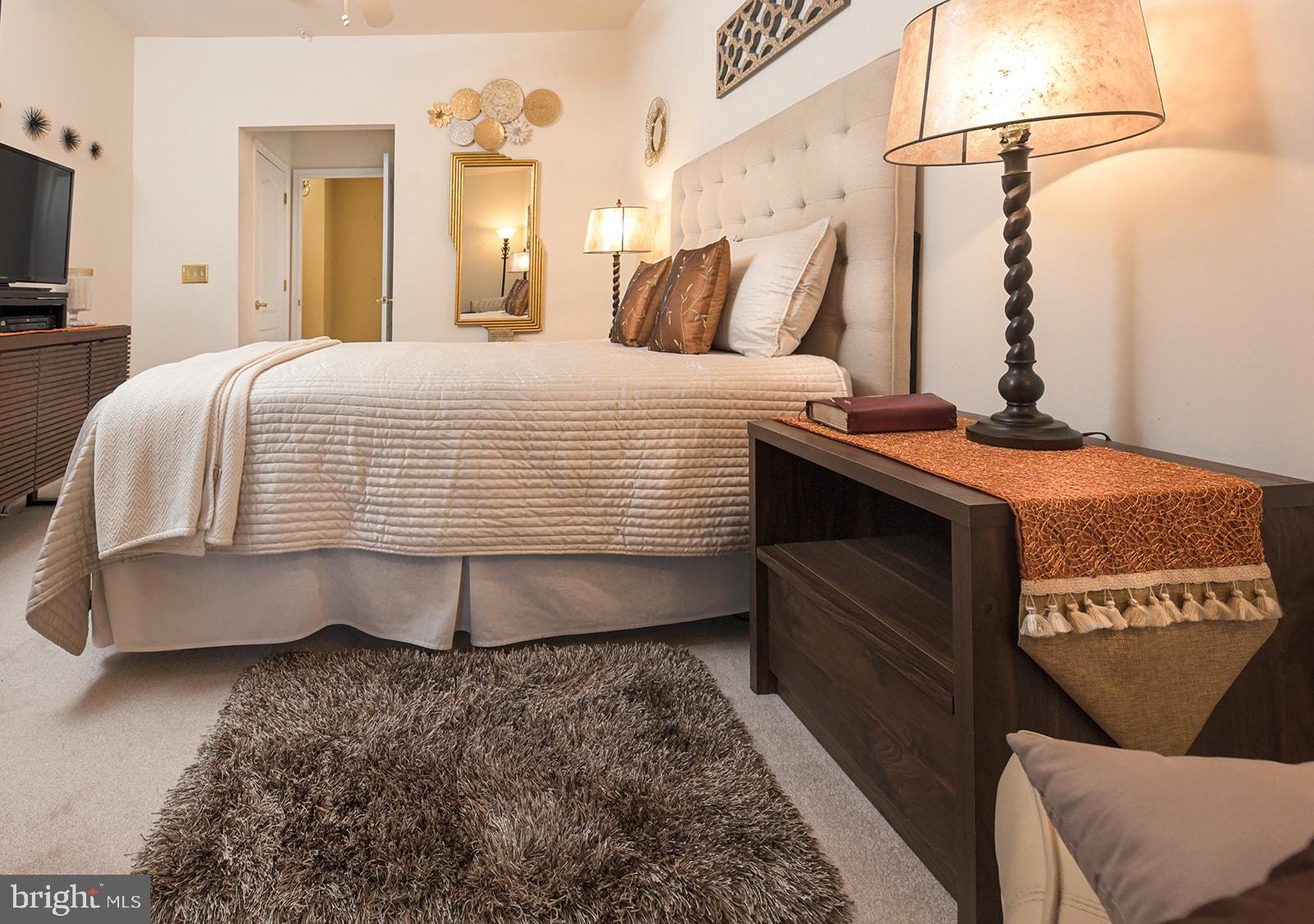 PINEY ORCHARD - Residential