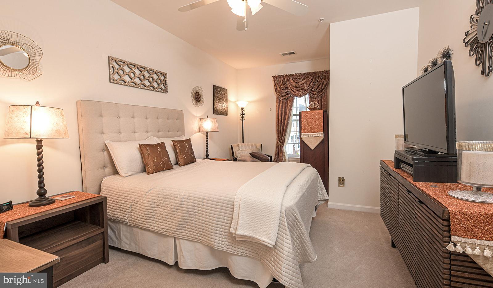 PINEY ORCHARD - Residential