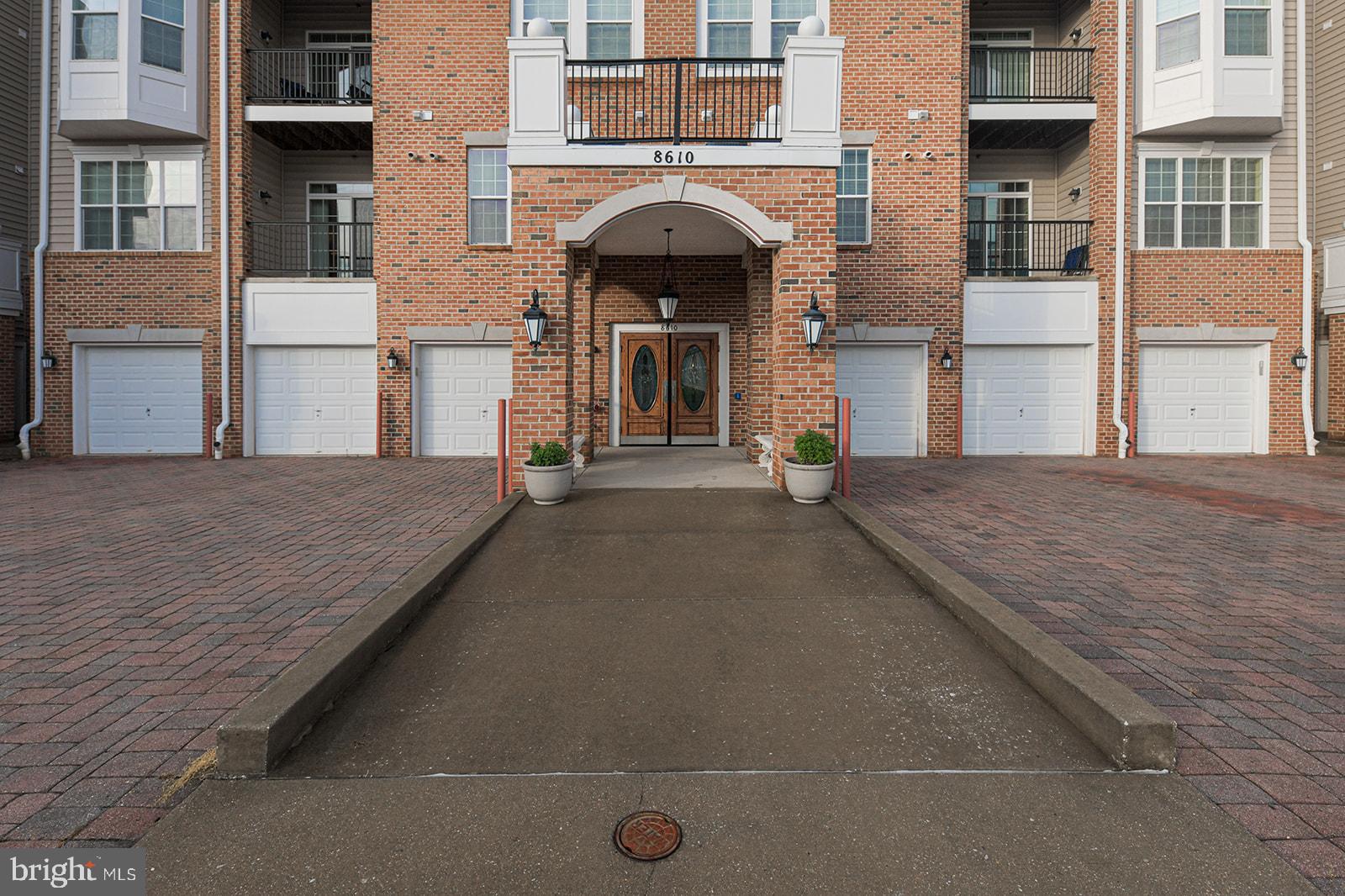 PINEY ORCHARD - Residential