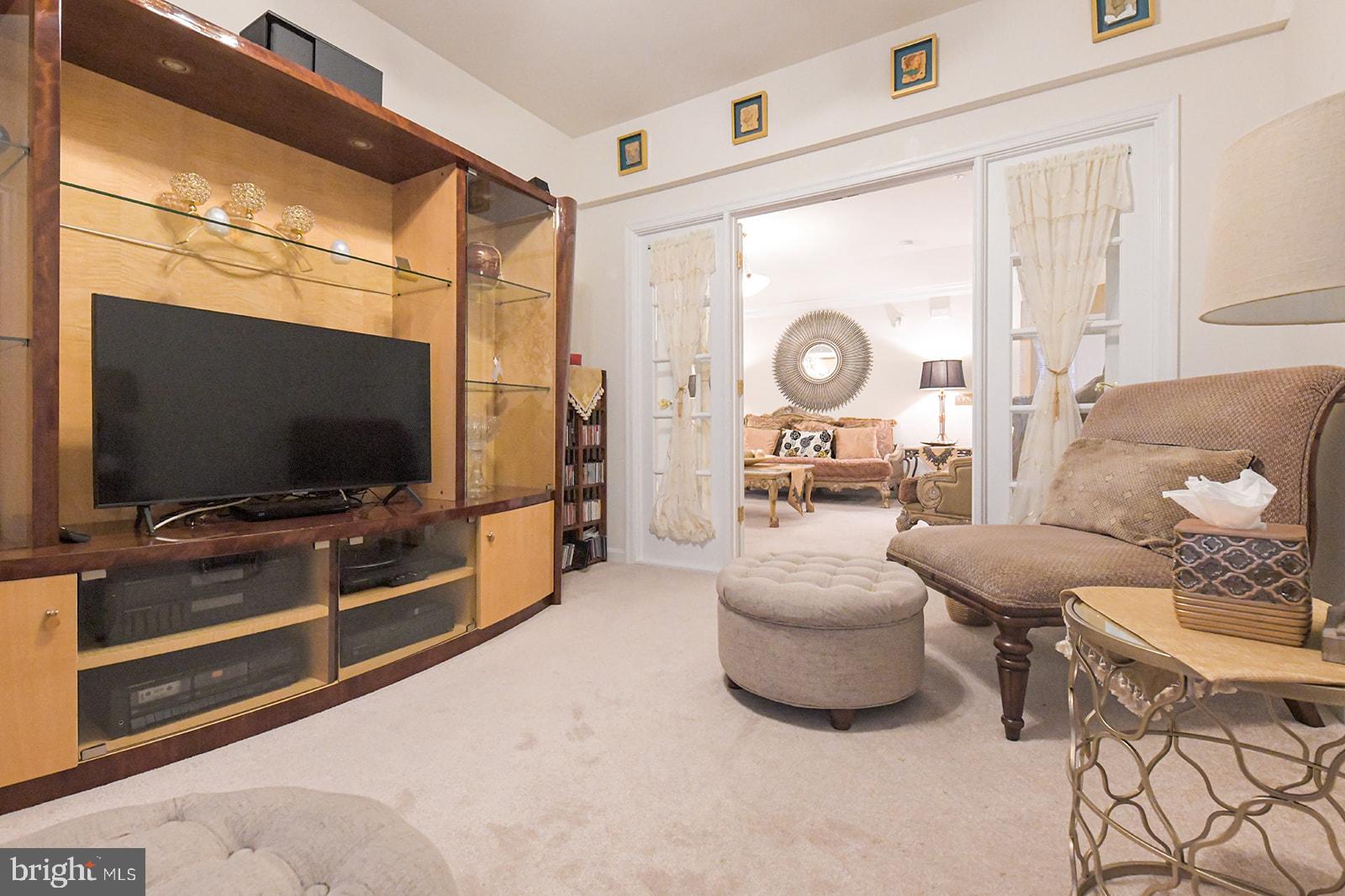 PINEY ORCHARD - Residential