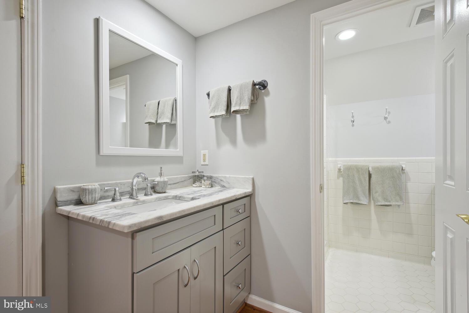 OLD FARM - Residential