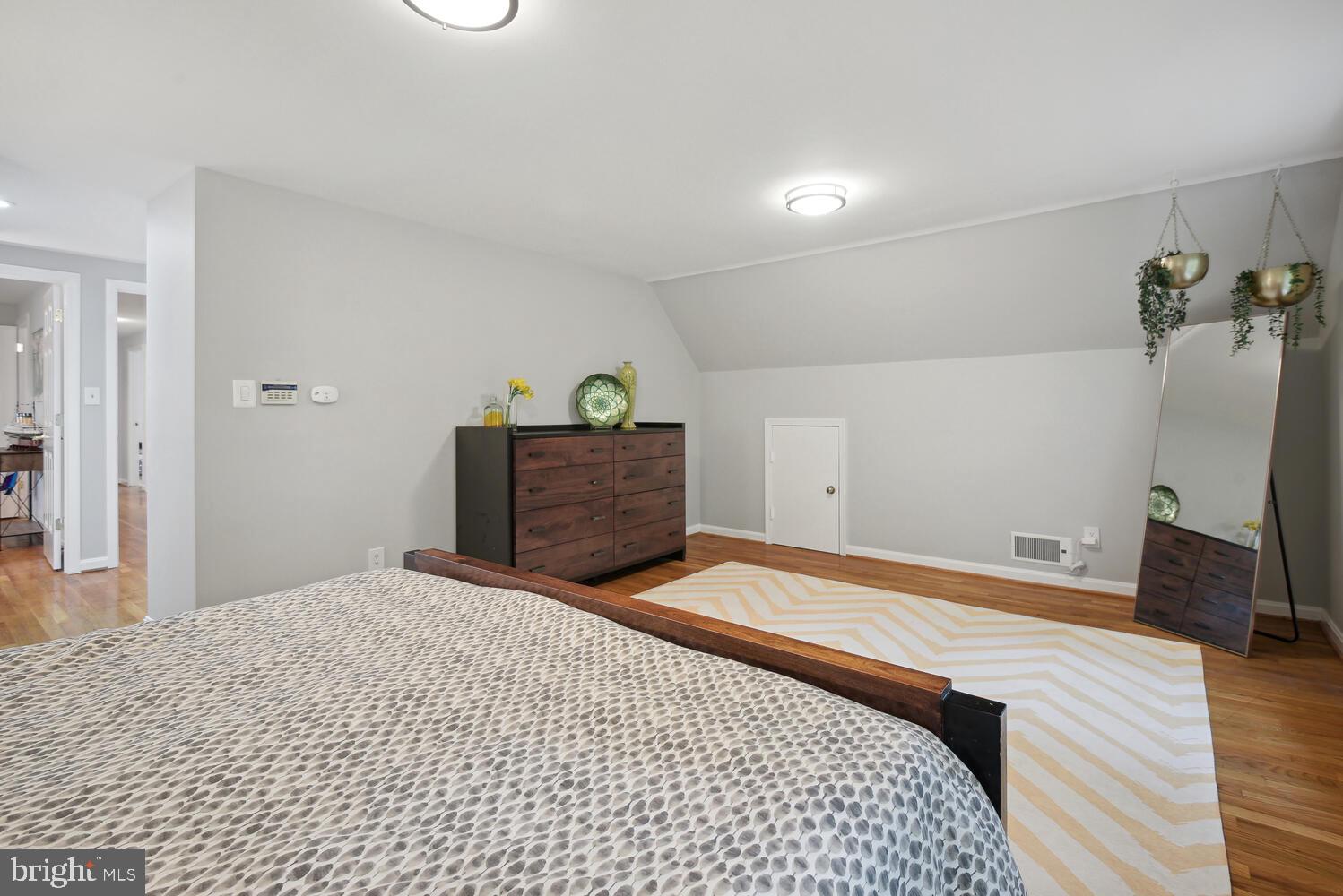 OLD FARM - Residential