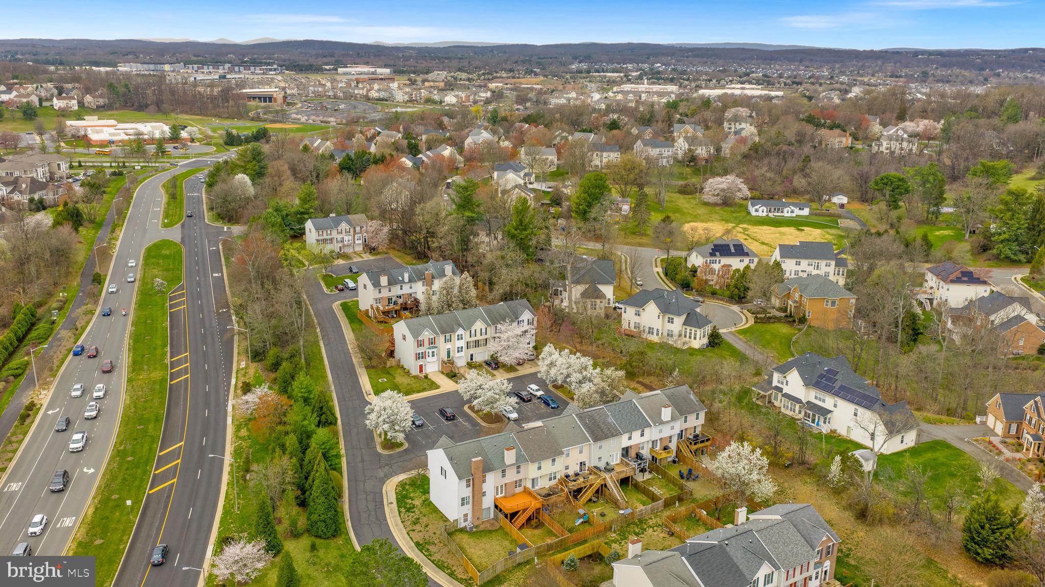 KINCAID FOREST - Residential