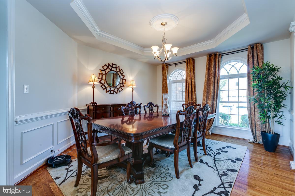 AVONLEA - Residential Lease