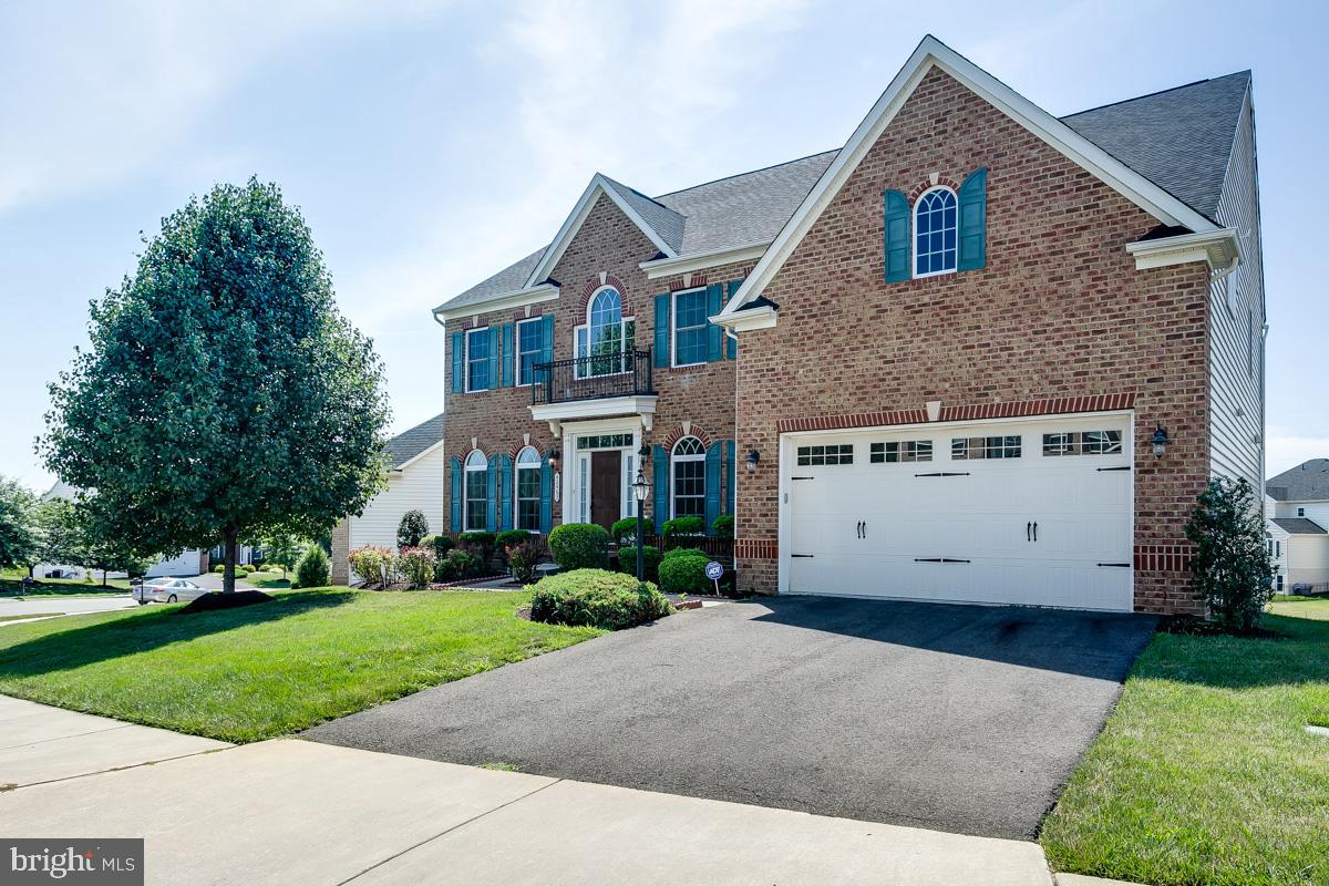 AVONLEA - Residential Lease