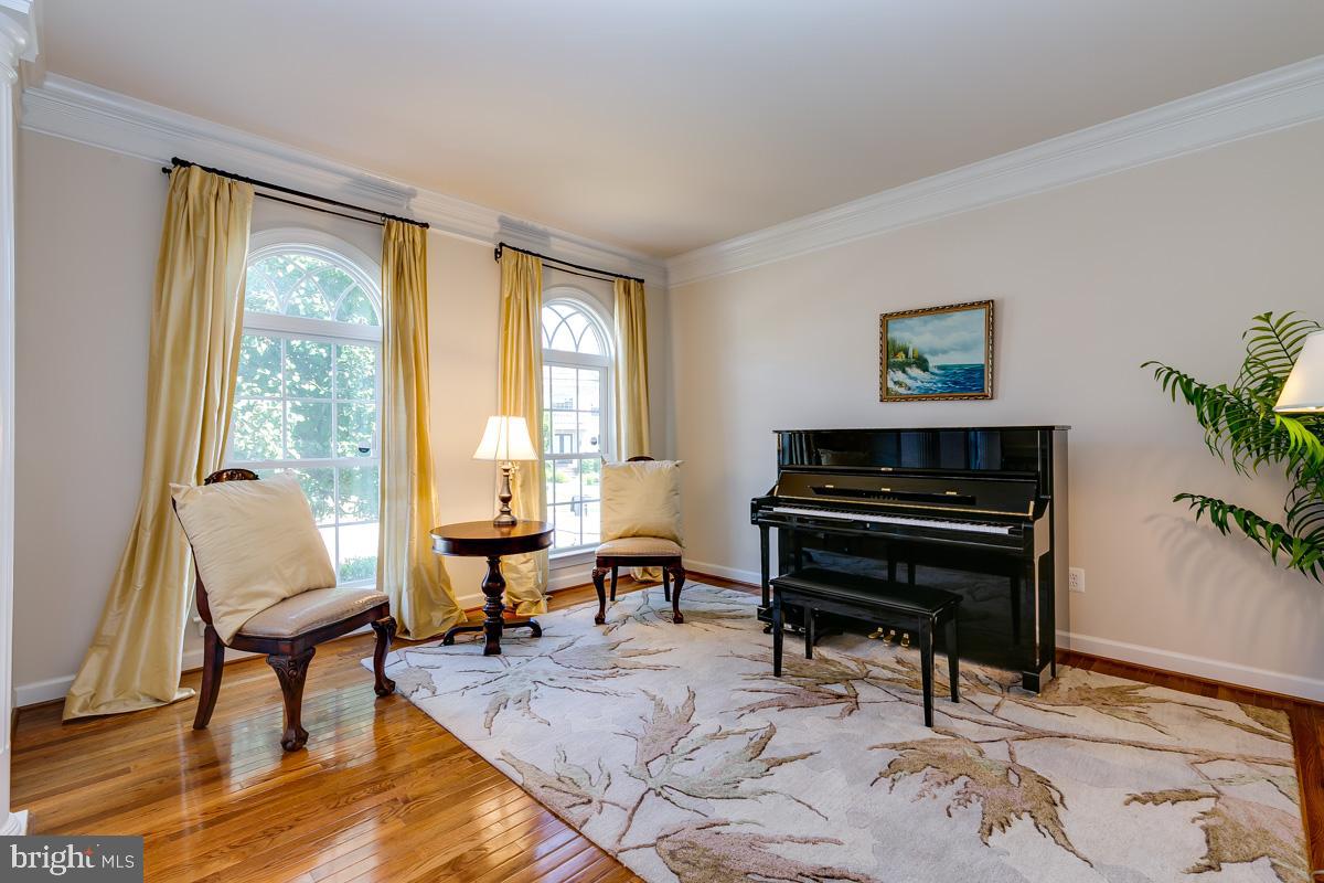 AVONLEA - Residential Lease